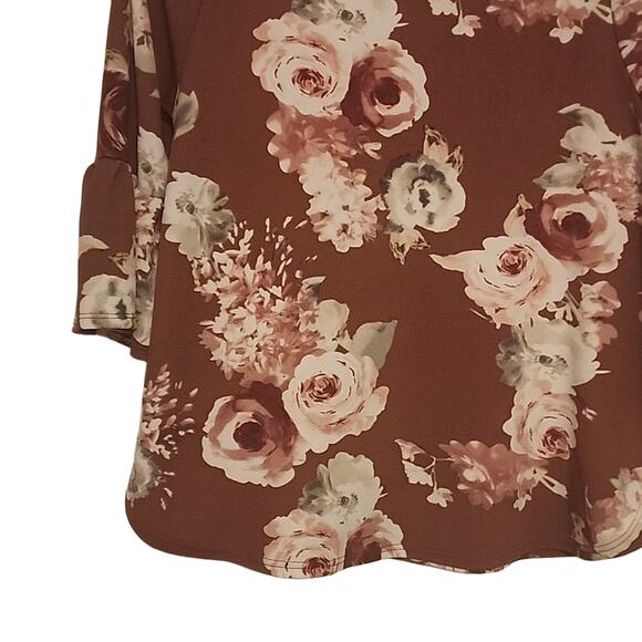 Green Envelope Mauve Pink Floral Bell Sleeve Blouse, 1X - Picture 3 of 6